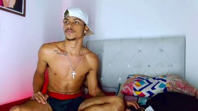 angel_foxc_ live cam on Cam4