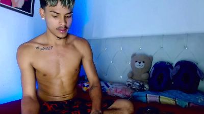 angel_foxc_ live cam on Cam4