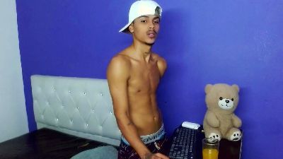 angel_foxc_ live cam on Cam4