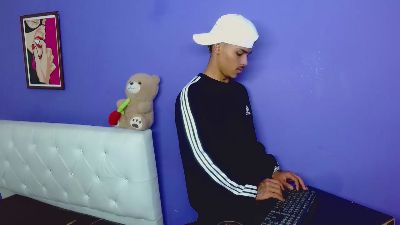 angel_foxc_ live cam on Cam4