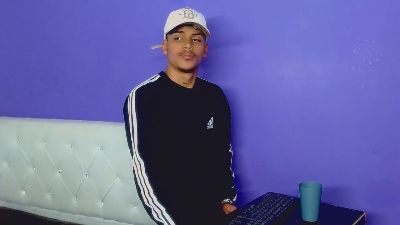 angel_foxc_ live cam on Cam4