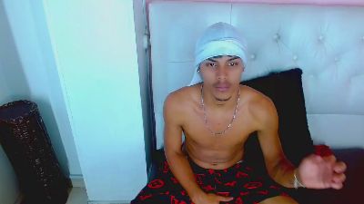 angel_foxc_ live cam on Cam4