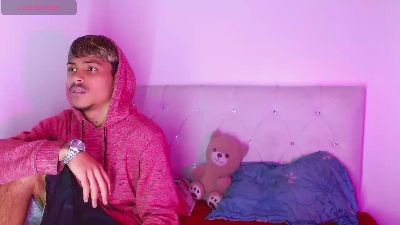 angel_foxc_ live cam on Cam4