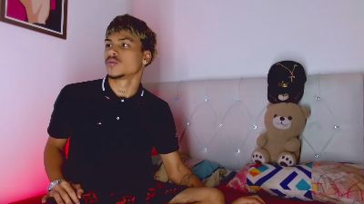 angel_foxc_ live cam on Cam4