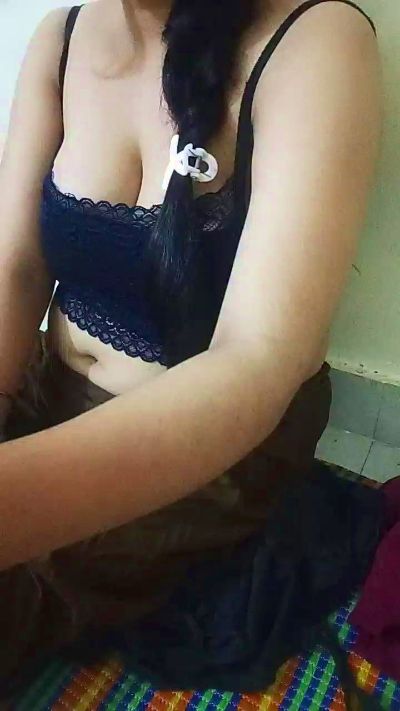 angel_priya1 live cam on Cam4