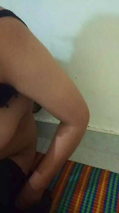 angel_priya1 live cam on Cam4