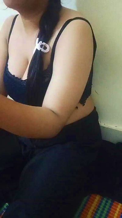 angel_priya1 live cam on Cam4
