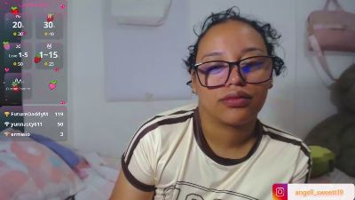 angela_angels_ live cam on Cam4