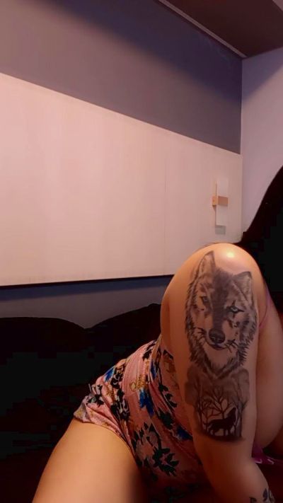 angelatattooho7 live cam on Cam4