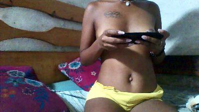 angelinah4 live cam on Cam4
