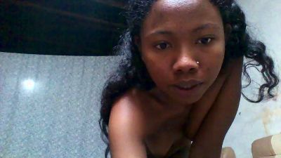angelinah4 live cam on Cam4
