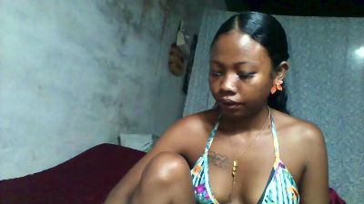angelinah4 live cam on Cam4