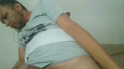 angeljuarez4 live cam on Cam4