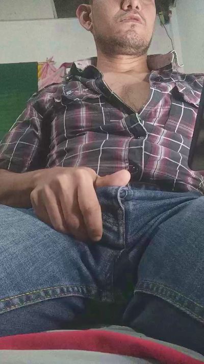 angelmontillao live cam on Cam4