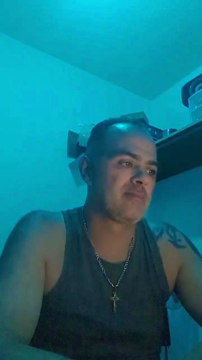 angevil2020 live cam on Cam4
