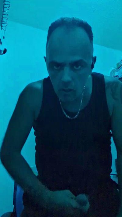 angevil2020 live cam on Cam4