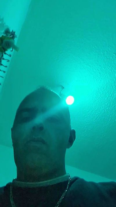 angevil2020 live cam on Cam4