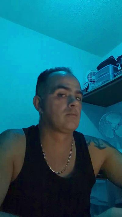 angevil2020 live cam on Cam4