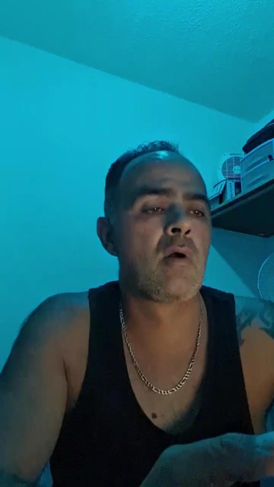 angevil2020 live cam on Cam4