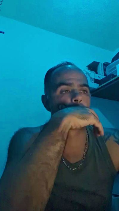 angevil2020 live cam on Cam4