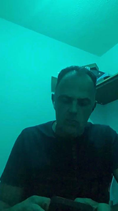 angevil2020 live cam on Cam4