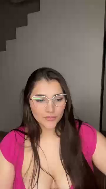 angietubebe live cam on Cam4