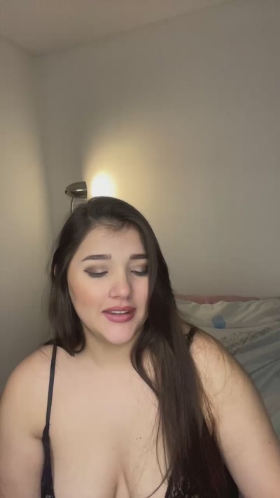 angietubebe live cam on Cam4