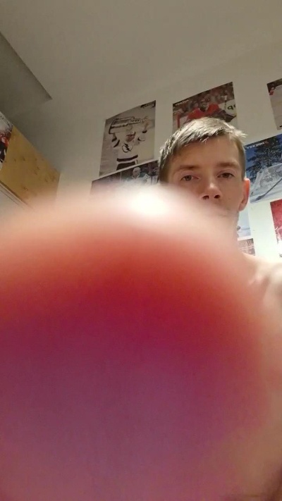 angler98 live cam on Cam4