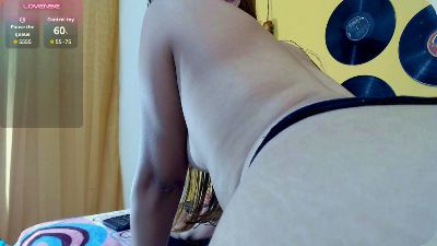 aniitaeyescute1 live cam on Cam4