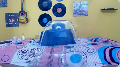 aniitaeyescute1 live cam on Cam4