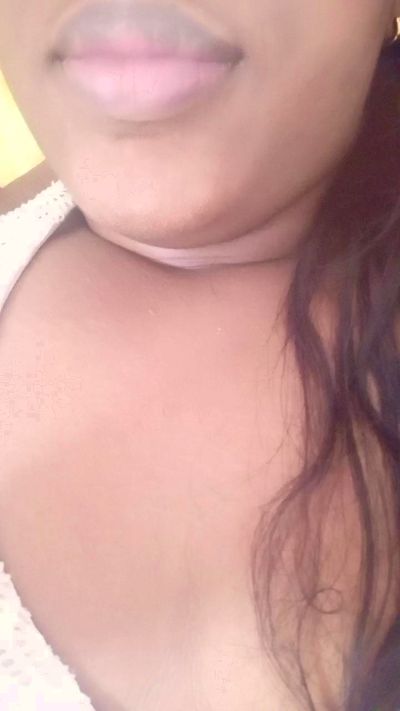 aninha234 live cam on Cam4