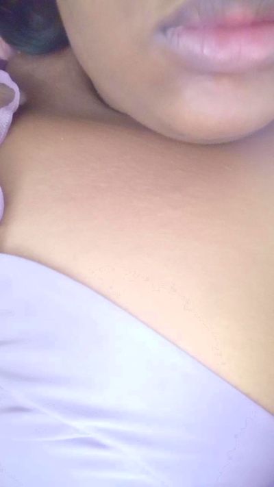 aninha234 live cam on Cam4