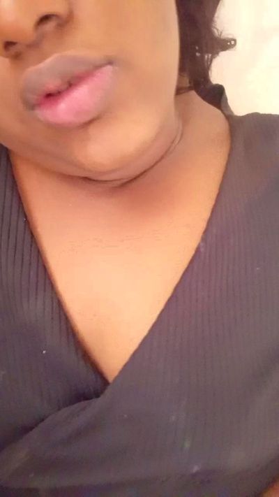 aninha234 live cam on Cam4
