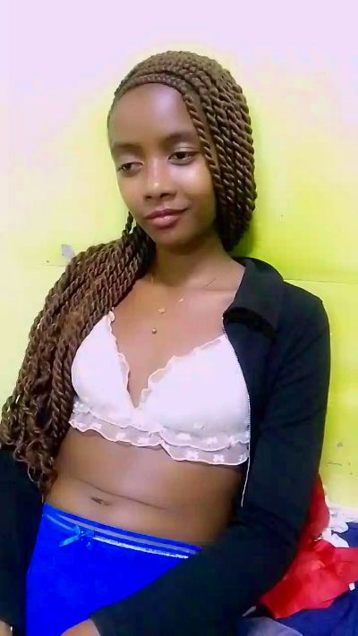 anisa7 live cam on Cam4