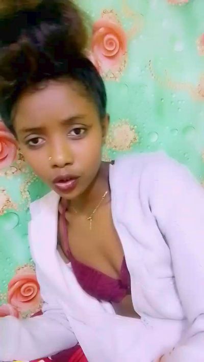 anisa7 live cam on Cam4