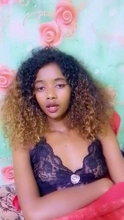 anisa7 live cam on Cam4
