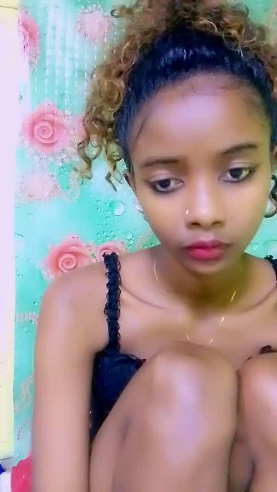 anisa7 live cam on Cam4