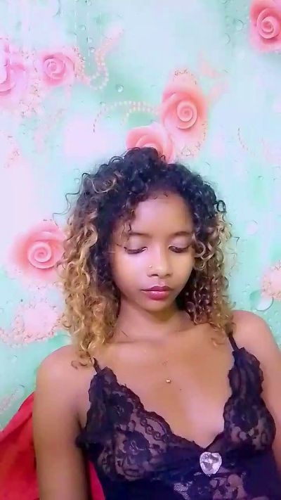 anisa7 live cam on Cam4