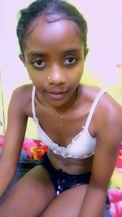 anisa7 live cam on Cam4
