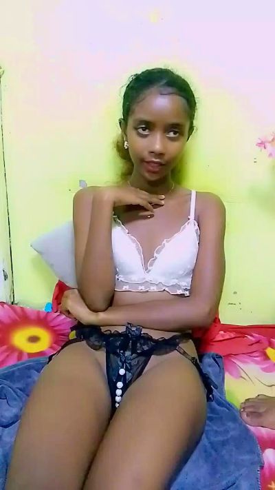 anisa7 live cam on Cam4