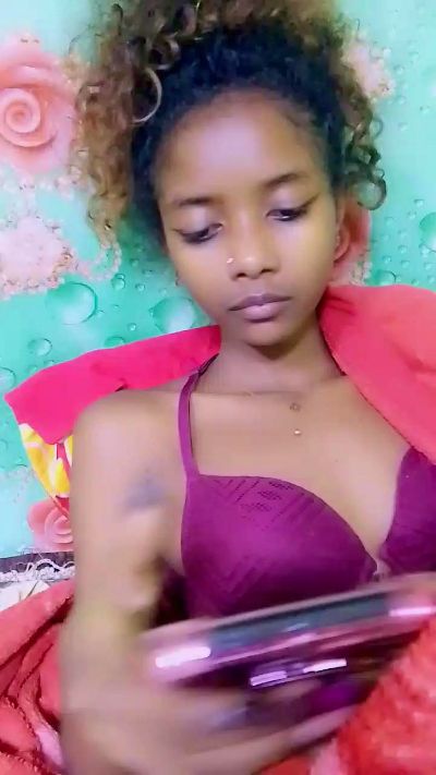 anisa7 live cam on Cam4