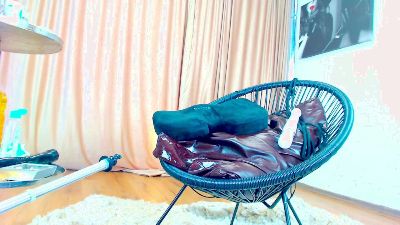 anissadiamond live cam on Cam4