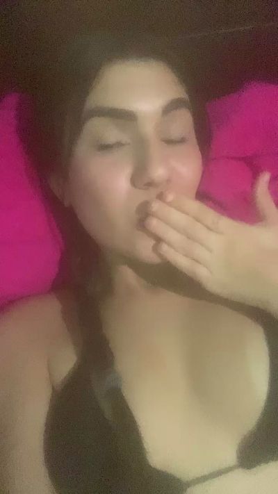 anna027 live cam on Cam4