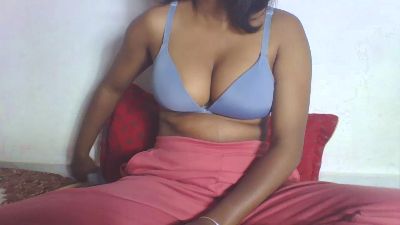 anna931 live cam on Cam4