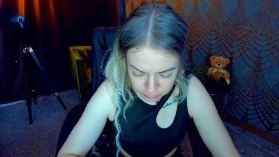 anna_snow9 live cam on Cam4