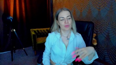 anna_snow9 live cam on Cam4