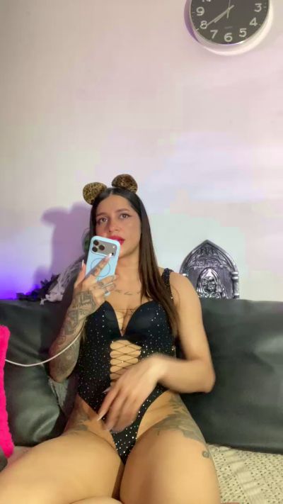 annabellelover_ live cam on Cam4