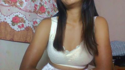 annahbella2 live cam on Cam4