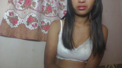 annahbella2 live cam on Cam4