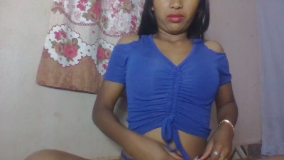 annahbella2 live cam on Cam4